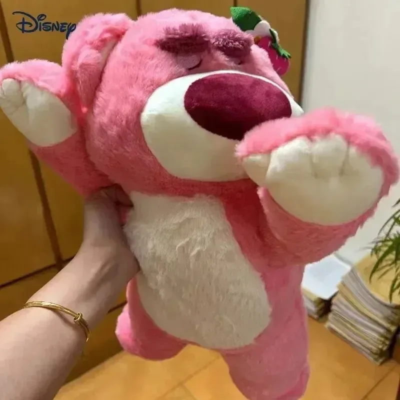 MINISO Toy StoryLotso หมีน่ารักสตรอเบอร์รี่โซฟาหมอน Plush ตุ๊กตาของเล่นเด็กสาวเพื่อนเทศกาลของขวัญวันเกิด 50 ซม.