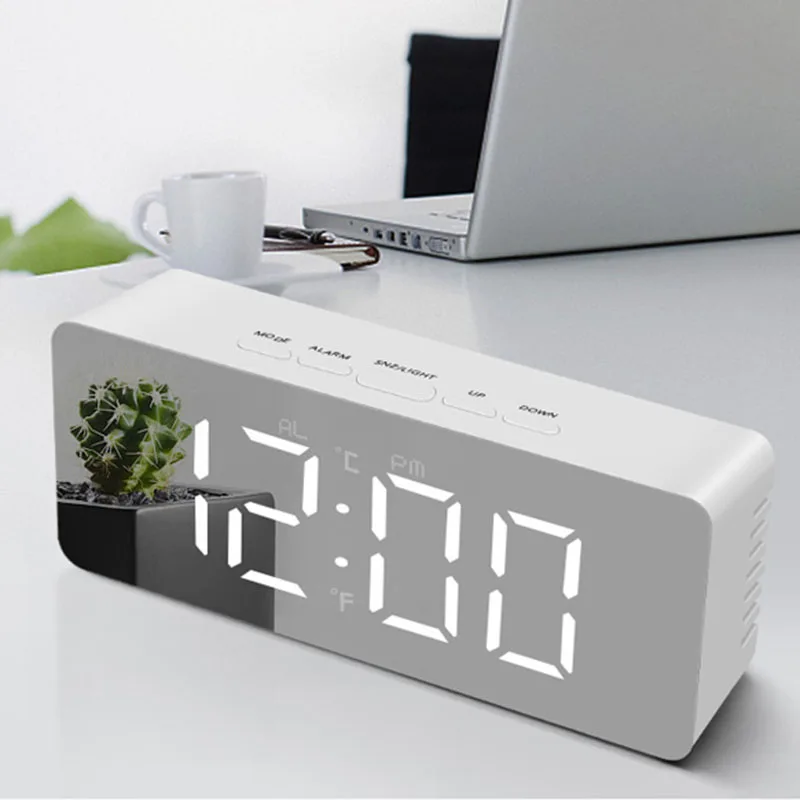Reloj despertador digital Reloj de escritorio electrónico LED con temperatura para dormitorio, hogar, oficina, adolescentes y niños