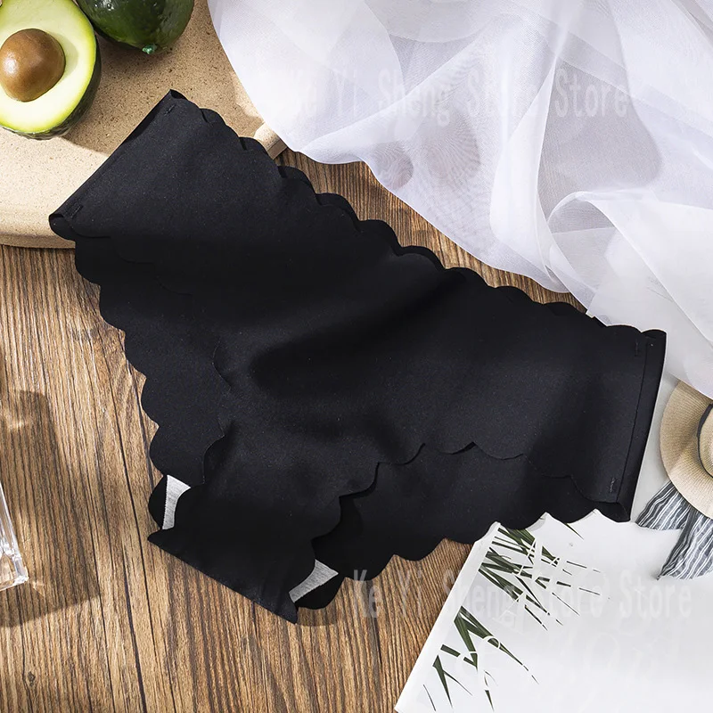 4 pieces of seamless underwear for women, breathable, simple, thin, close-fitting, invisible wavy triangle pants for women