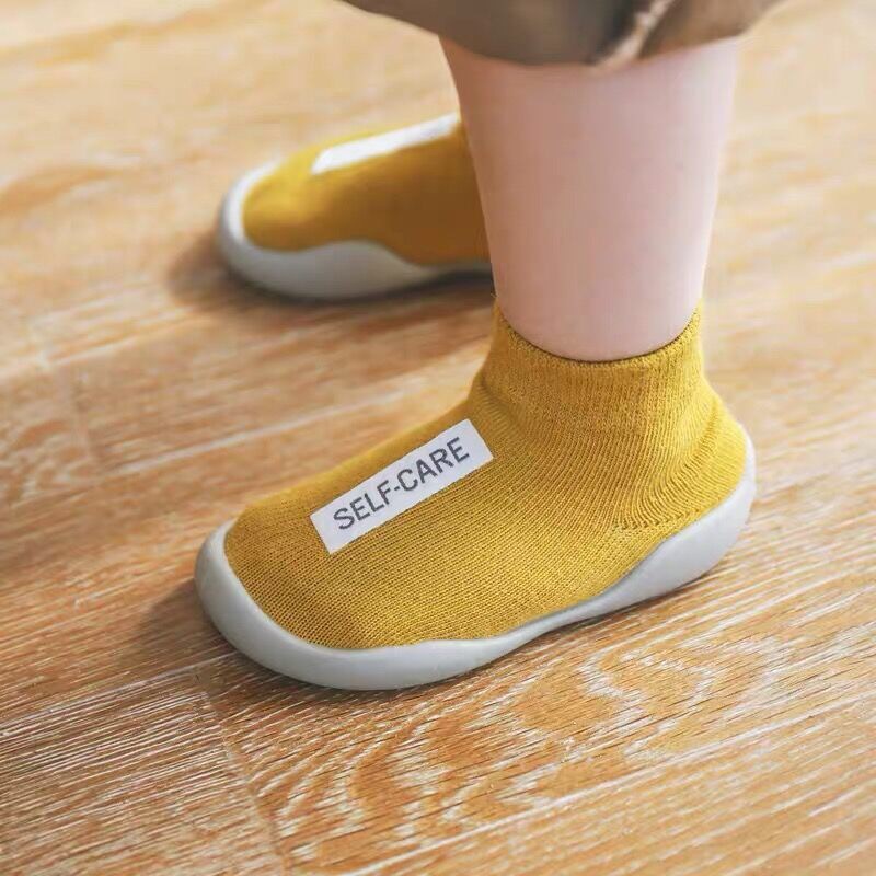 Baby Jongens Meisjes Peuters Mocassins Antislip Indoor Kids Vloerslipper Kinderen Dier Ademend Katoen Gebreide Schoenen Ideaal Cadeau