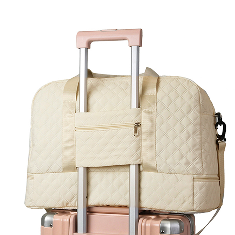 Torby męskie i damskie, torebki fitness, torby crossbody na każdą okazję, torby podróżne, torby crossbody