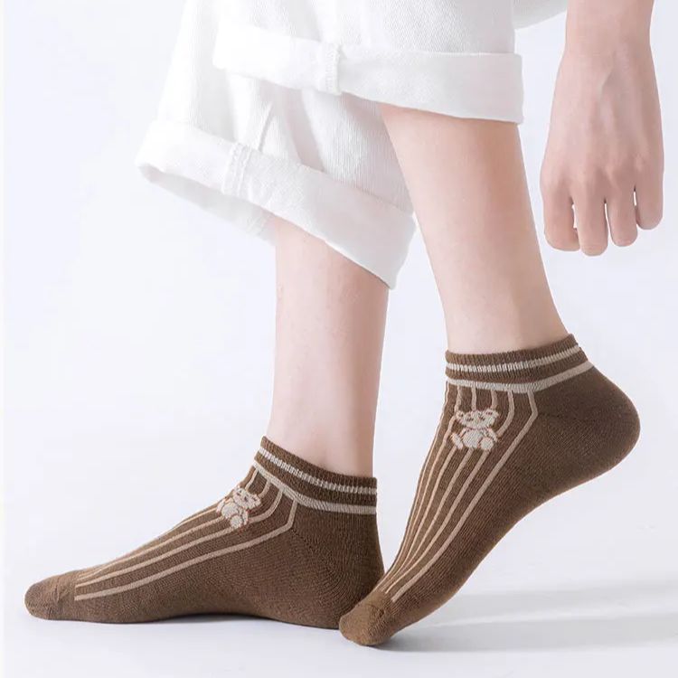 Conjunto de calcetines de tubo bajo para mujer, medias cómodas con patrón de oso, transpirables, estilo informal, 5 pares