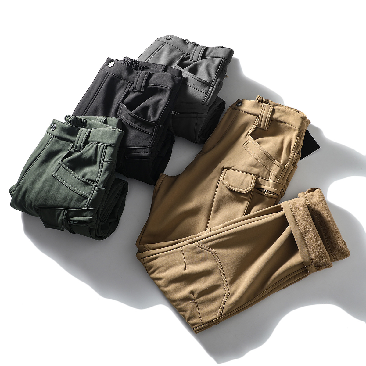 Low Price Sale of Men's Outdoor New Soft Shell Waterproof and Cut Resistant Thick Wool Fleece Multi Pocket Tactical Set