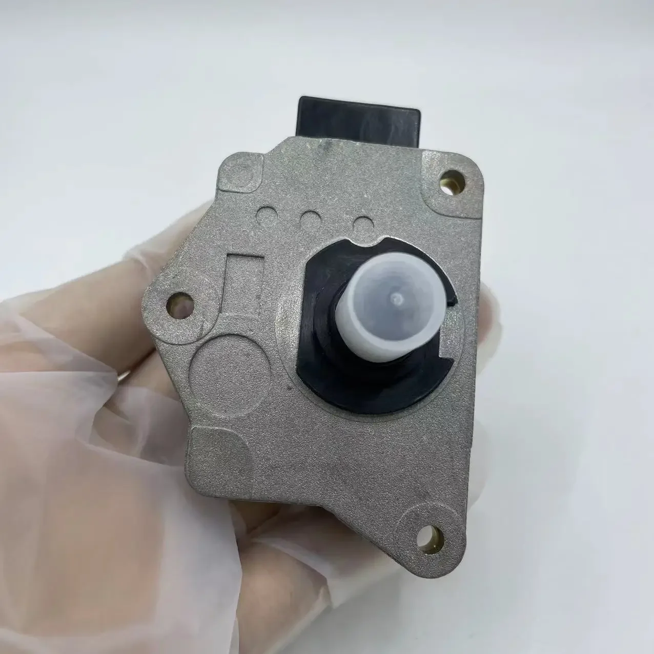 Mass Air Flow Sensor MAF For N-issan D21 Sentra 100NX B13 Primera P10 W10 Sunny- 3 III 1.4 1.6 2.0 AFH45M-46 AFH45M46