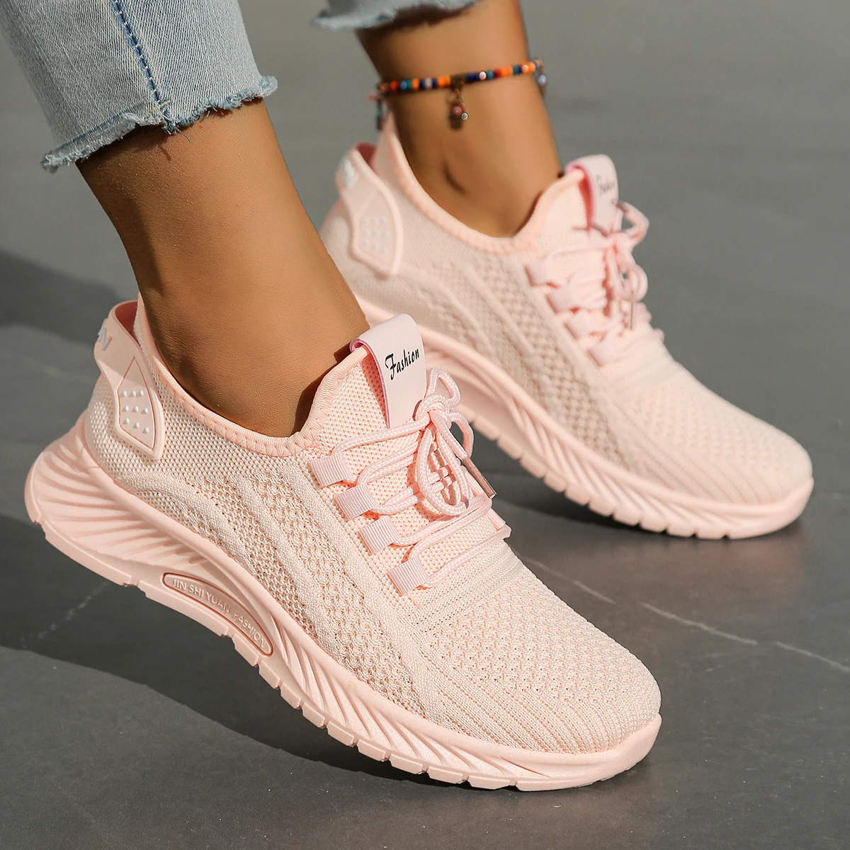 Sapatos femininos tênis casuais outono 2025 nova moda lazer esportes único sapatos atacado tendência de fábrica transfronteiriça voar tecelagem