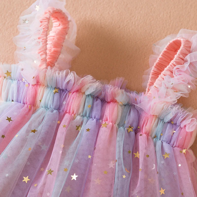 สาวหวานฤดูร้อนบินแขนโบว์เลื่อมชุด 2-6Y เด็กวันเกิดสีชมพู Fluffy A-Line ชุดเจ้าหญิงสําหรับเด็กผู้หญิงน่ารัก