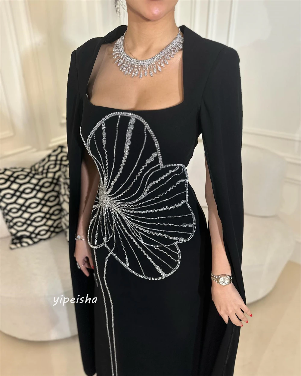 ที่กําหนดเอง Jiayigong ประดับด้วยลูกปัดงานแต่งงาน A-Line สแควร์คอ Bespoke โอกาสชุด Midi ชุด