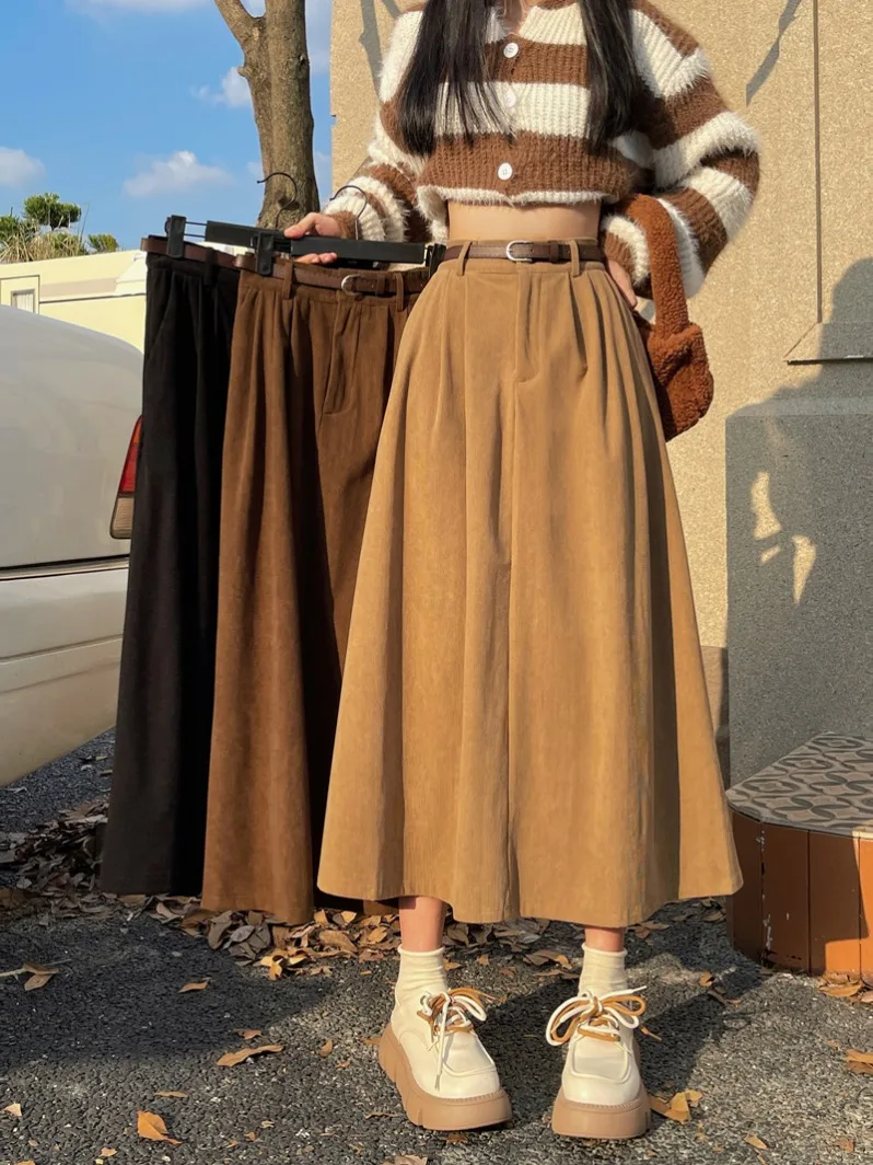 Falda A-Linea De Cintura Alta Para Mujer Estilo Coreano Corduroy Medio Largo Color Sólido Moda Primavera 2025 Nuevo Retro