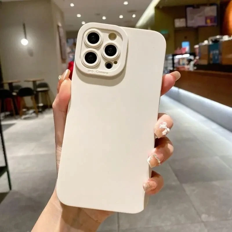 Funda de teléfono suave de silicona mate para iPhone 16 15 14 13 12 11 Pro Max Mini XR X XS 16E 8 7 15 Plus SE2 cubierta protectora de lente de cámara