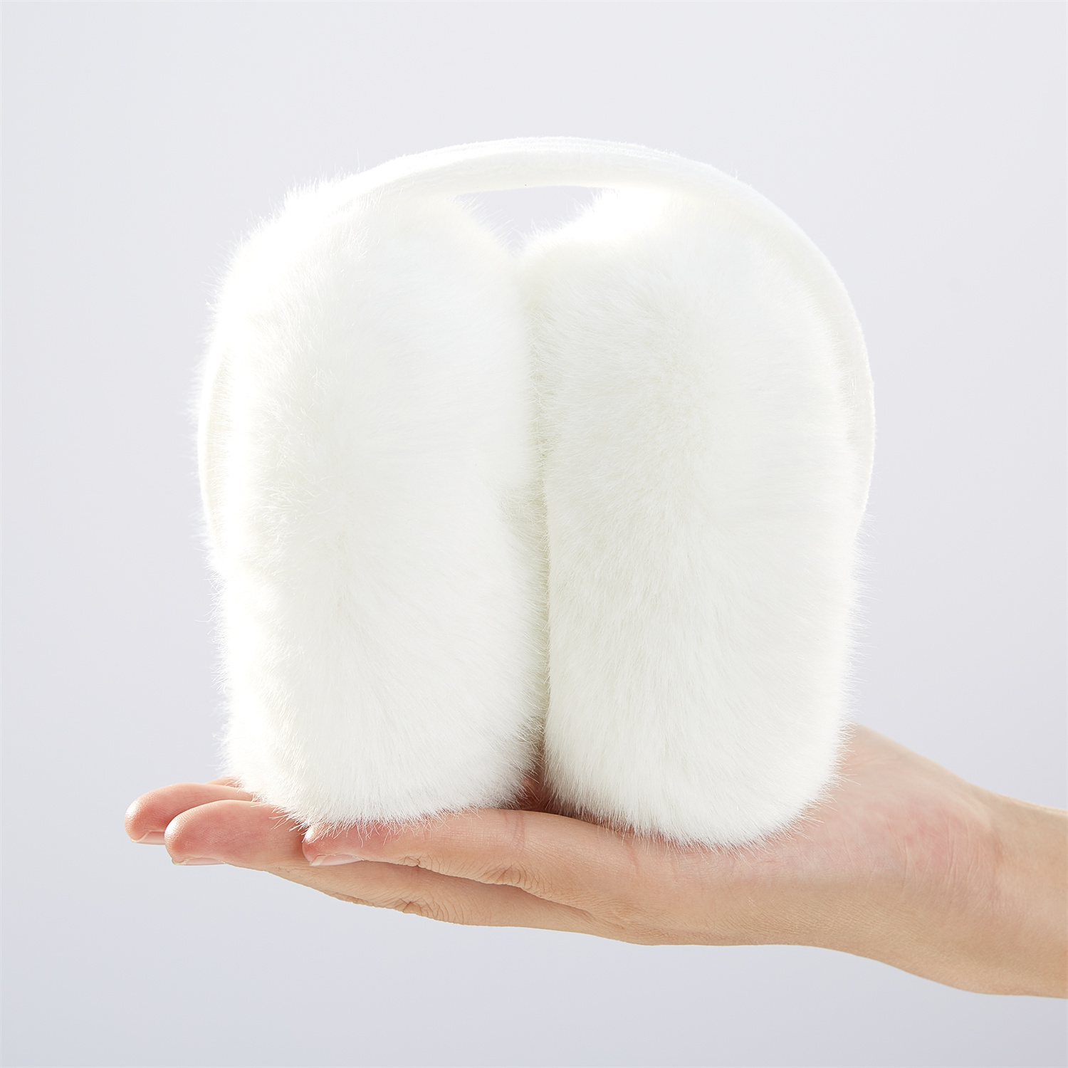 Cache-oreilles classiques en fourrure de lapin pour hommes et femmes, cache-oreilles en peluche, coupe-vent chaud, blanc, mode d'hiver, accessoires