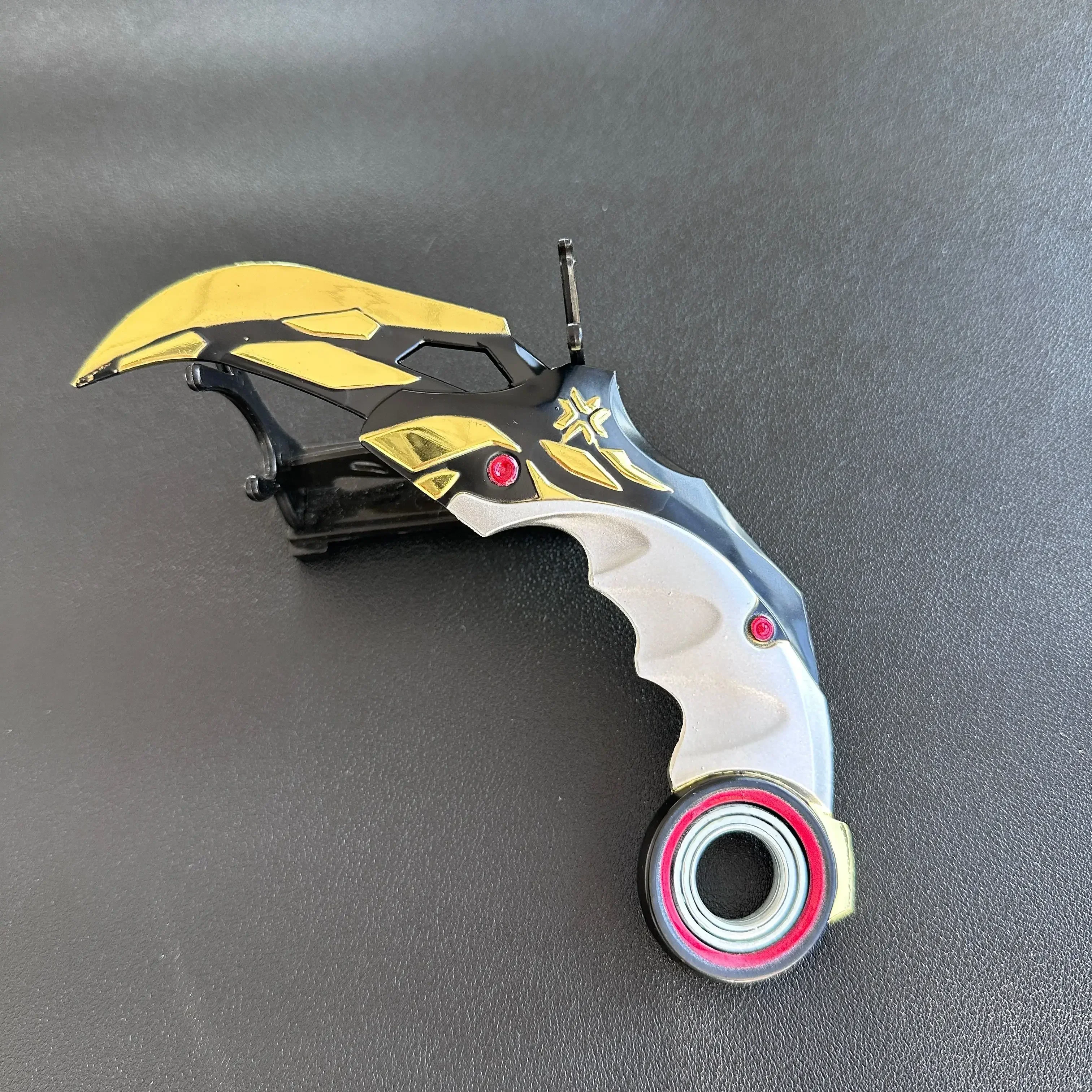 17 センチメートル Valorant チャンピオンシップ 2021 Karambit 回転可能な全金属ゲーム近接武器トレーニングナイフ爪コスプレ小道具おもちゃ家の装飾