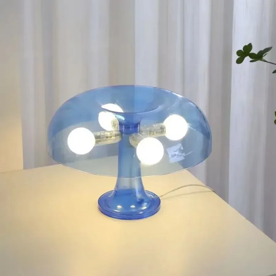 クラシックキノコテーブルランプ E14 電球付き AC ミニマリストホームデコレーション照明ホテルの寝室のベッドサイドモダンなデスクライト