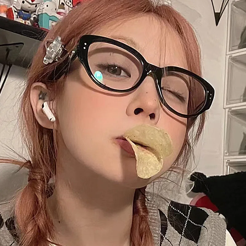 남녀공용 2024 패션 고양이 눈 일반 안경, PC 프레임 안경, 파티 안경, 금속 스터드, 사각형 프레임 안경