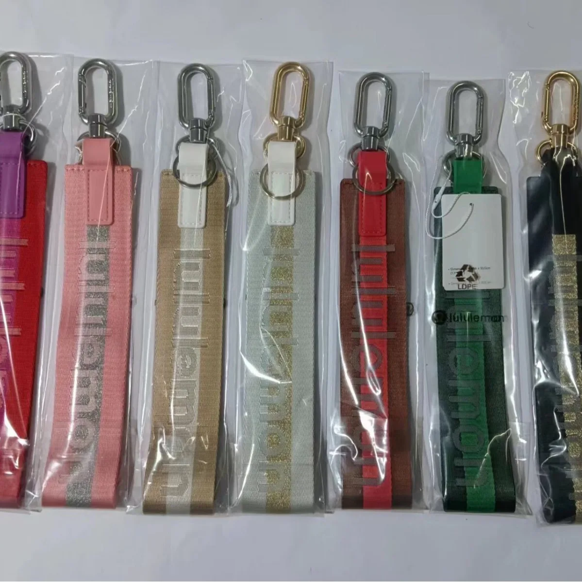 1PC ที่ไม่ซ้ํากันพวงกุญแจโทรศัพท์มือถือ Fanny Pack Key CHAIN จี้หัวเข็มขัดใหม่กระเป๋าอุปกรณ์เสริมอุปกรณ์เสริมหัวเข็มขัด
