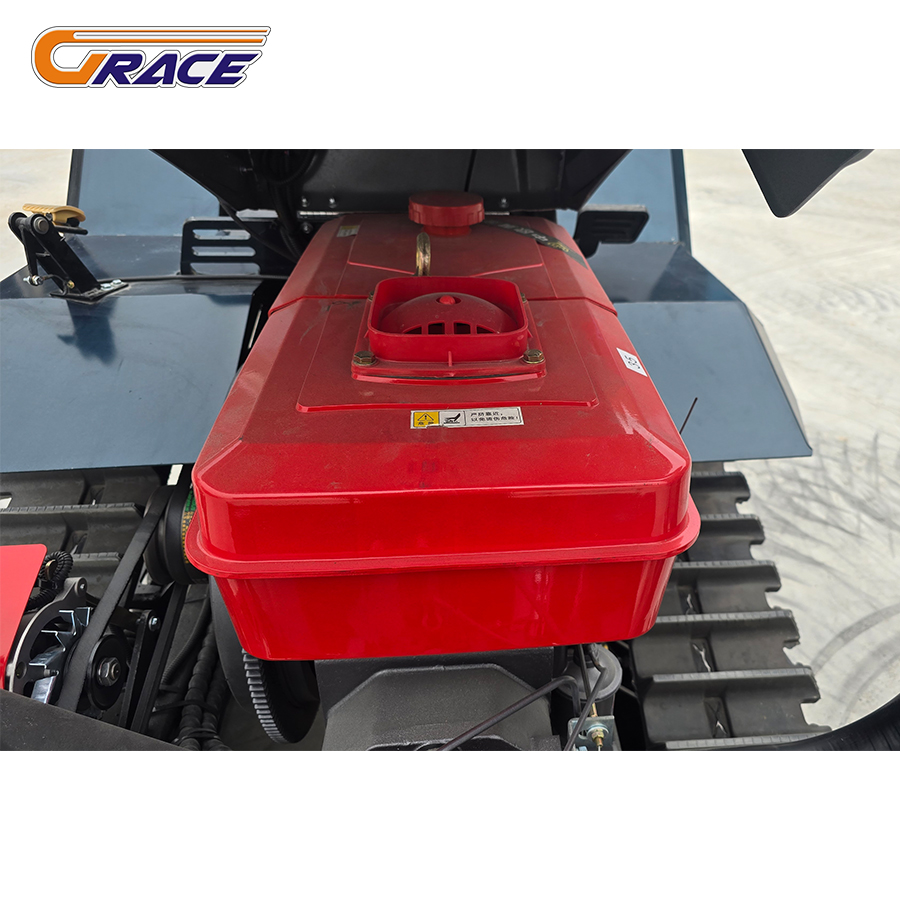 Afstandsbediening Multifunctionele rit op Chinese Mini Farm Tiller Crawler Cultivator Tractoren met baan te koop