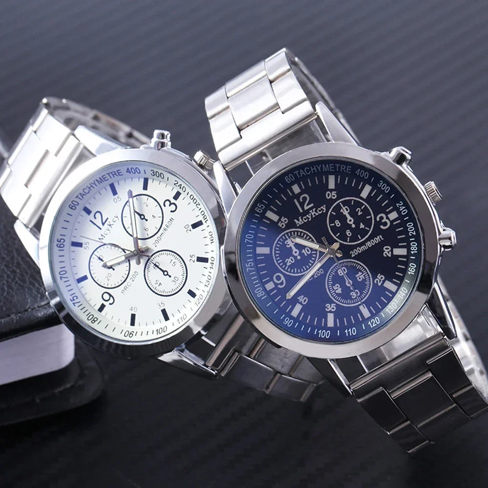 1 STKS Herenmode Horloge Zakelijk Trend Vrije tijd Veelzijdig Klassiek Ronde Wijzerplaat Quartz Horloge Geschikt voor Dagelijkse Kleding Matching