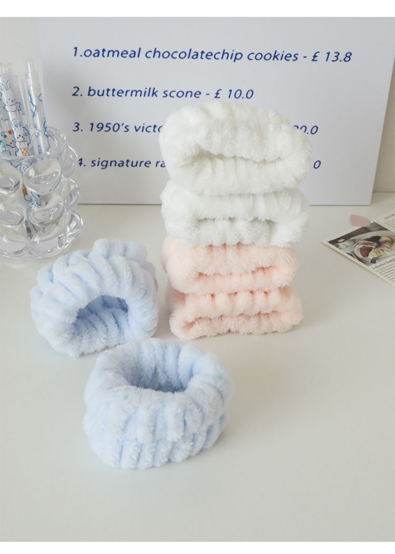 2 ชิ้นหนึ่งคู่ล้างหน้าและสายรัดข้อมือดูดซับกีฬาทางน้ําเหงื่อเช็ดสร้อยข้อมือที่คาดผมความชื้นหลักฐานแขนข้อมือยาม