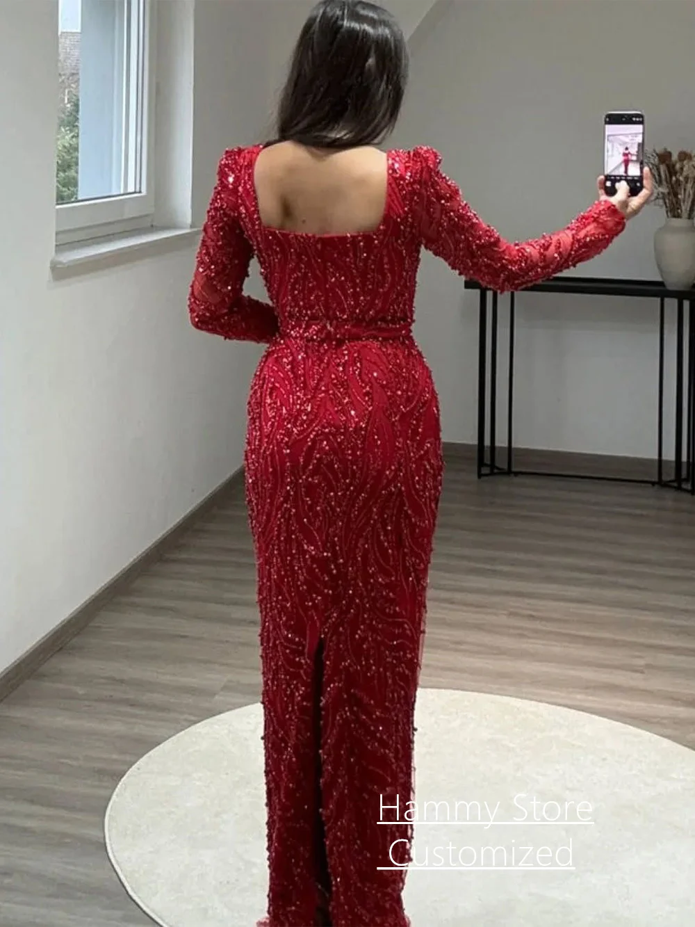 ประกายชุดราตรีที่กําหนดเองสแควร์คอแขนยาวประดับด้วยลูกปัด Sequined Sheath พรรคประกวดชุดชุดพรหมอย่างเป็นทางการ