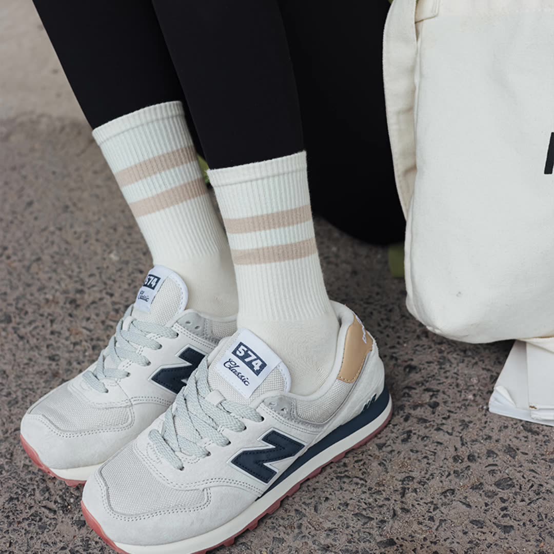 Calzini da donna Moda giapponese Autunno Nuova novità Calzini sportivi in cotone color caramello per ragazze Calzini a righe stile preppy Casual