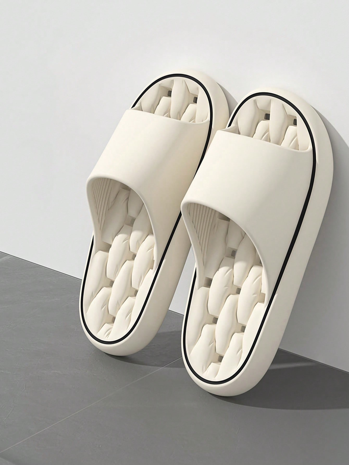 Simple Hollow Summer Sandals for Men and Women, Non-Slip Wear-Resistant Flat Slippers, Bathroom Shower