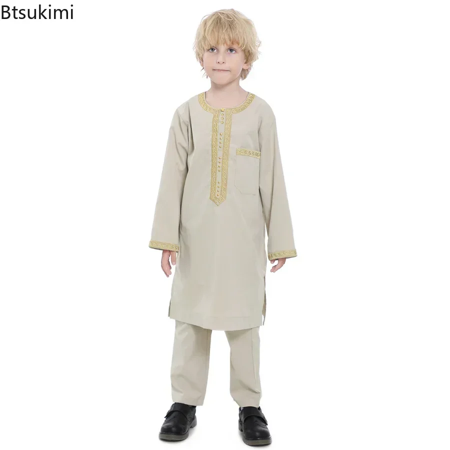子供のためのイスラム教徒の服のセット,イスラムの服,アバヤ,カフタン,ジュバ,トーブ,パーティー,サウジアラビア,男の子,2個,2025