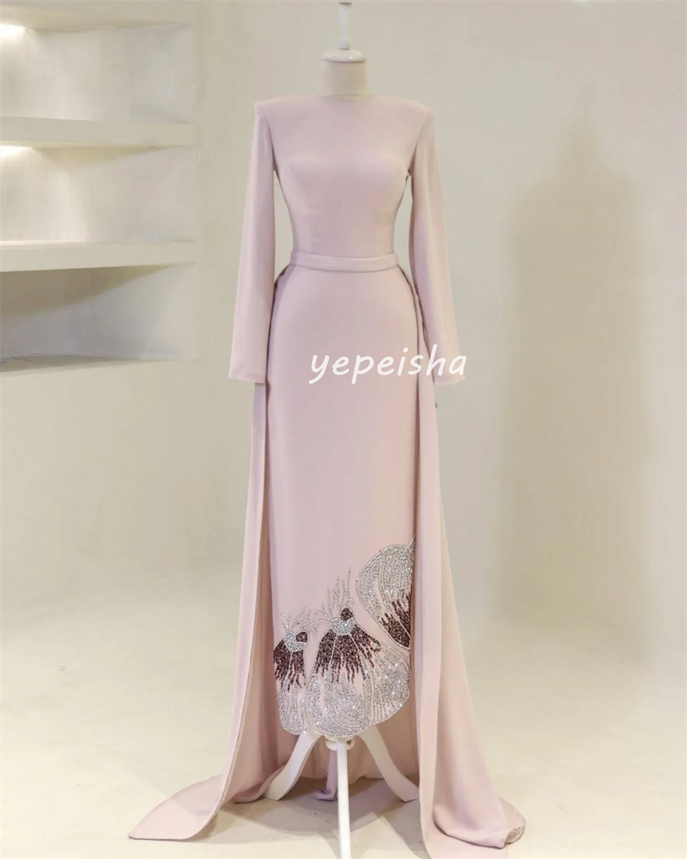 Maßgeschneiderte, komplizierte, glitzernde Jersey-Perlen, Pailletten, Schärpe, gerader U-Ausschnitt, lange Kleider, maßgeschneiderte Anlasskleider, Retro-Unisex