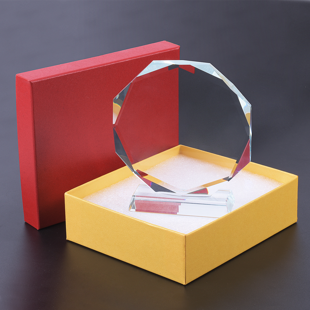 1 個無料カスタマイズされたクリスタルトロフィー 12 センチメートル * 12 センチメートル装飾ゴルフブランククリスタルトロフィー子供のトロフィーデスクトップ装飾