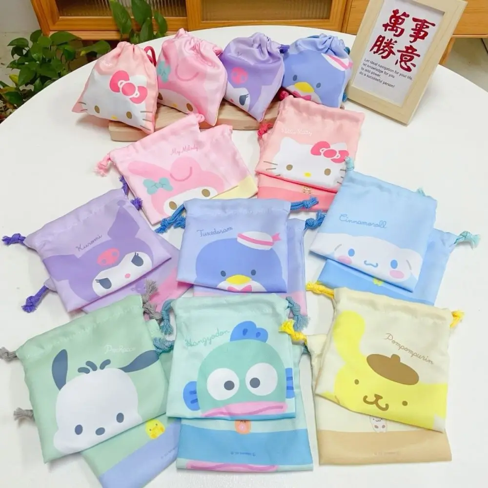 Sanrio Bundle Pocket Kawaii HelloKitty Kuromi Cinnamoroll Borsa portaoggetti Cartoon Borsa con coulisse in tessuto non tessuto Regali per feste per bambini St