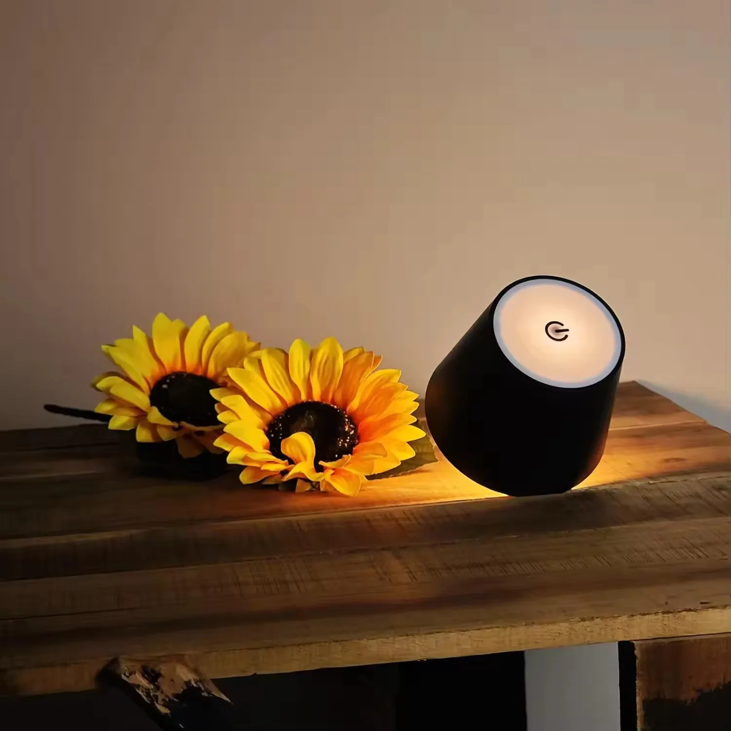 Lámpara de mesa con botella con carga USB, Control táctil de 3 colores y lámpara nocturna con atenuación continua, adecuada para Bar, botellas de vino, luces de escritorio