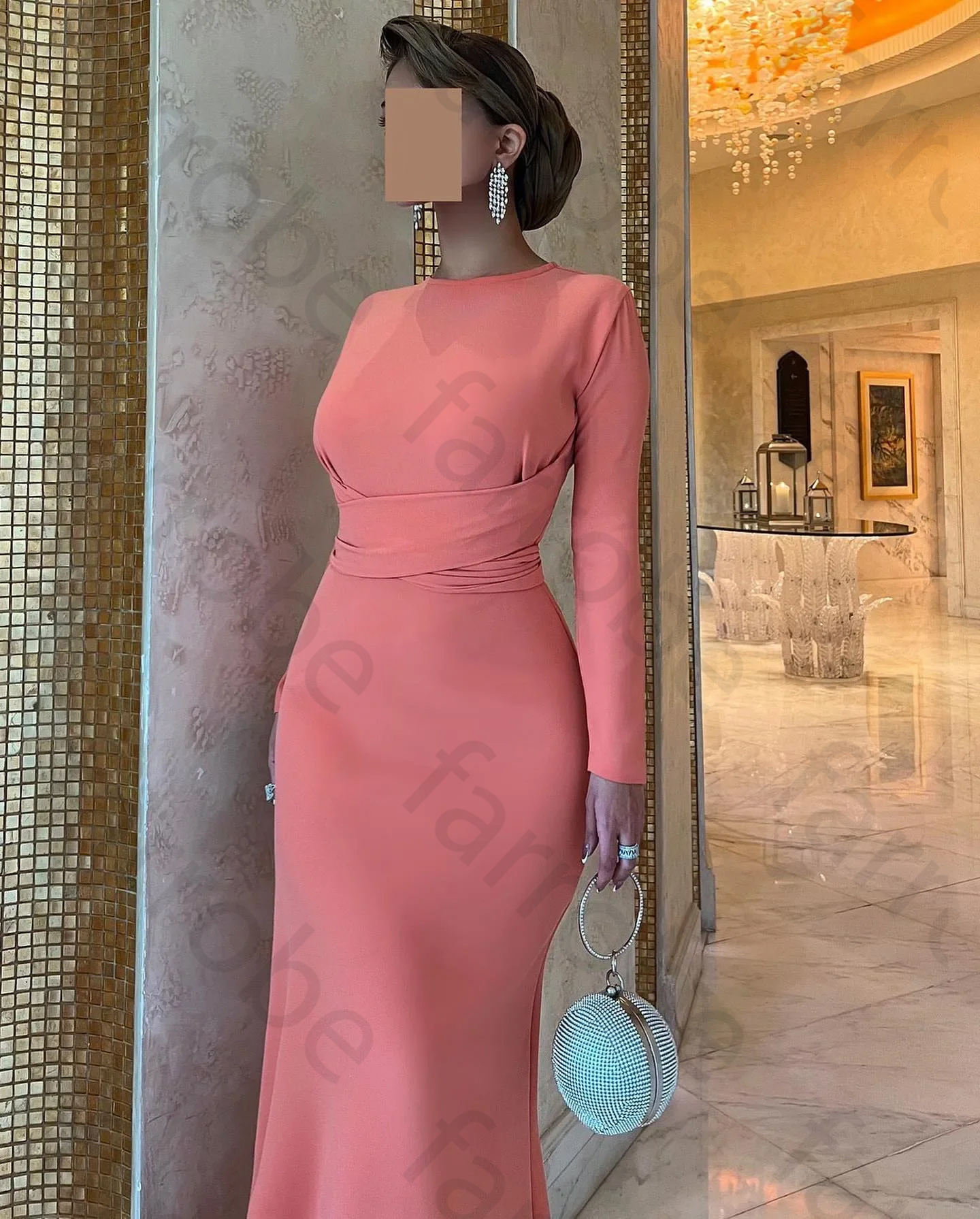 Aangepaste elegante koraalroze moeder van de bruidjurken juweelhals lange mouwen bruiloftsgastjurk vloerlengte avondjurken