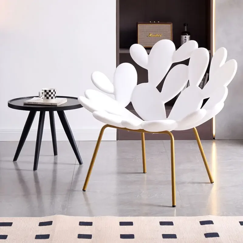 Silla de Cactus de celebridades de Internet, sofá de ocio, luz creativa moderna, cama y desayuno de lujo, sala de estar, balcón al aire libre