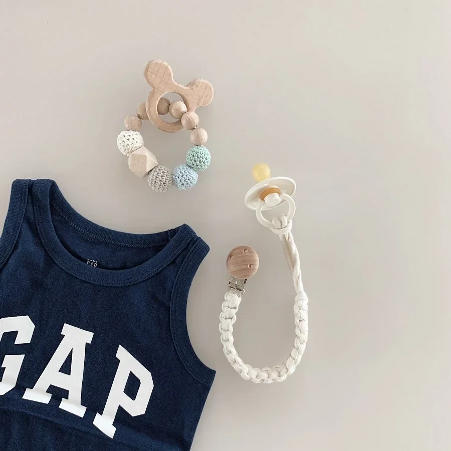 Cho Em Bé Kẹp Dây Chuyền Vòng Tay Móc Sơ Sinh Chống Thả Đậu Nành Dây Xích Núm Vú Giả Giá Đỡ Kẹp Mọc Răng Đồ Chơi Nhai Quà Tặng