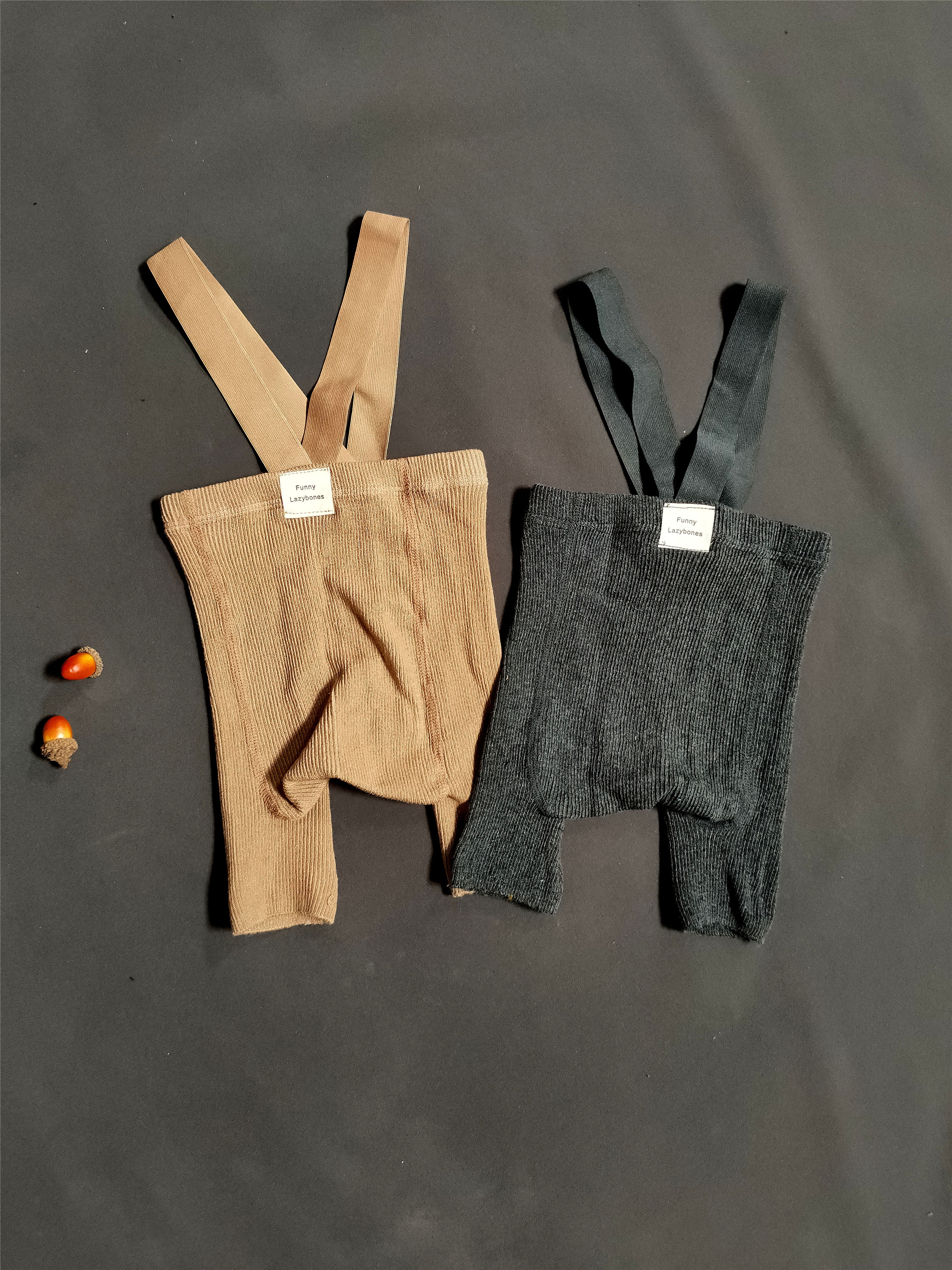 Bé Suspender Quần Short INS Cao Cấp Suspender Quần Short Tây Ban Nha Bé Mông Quần Legging Thon Treo Áo