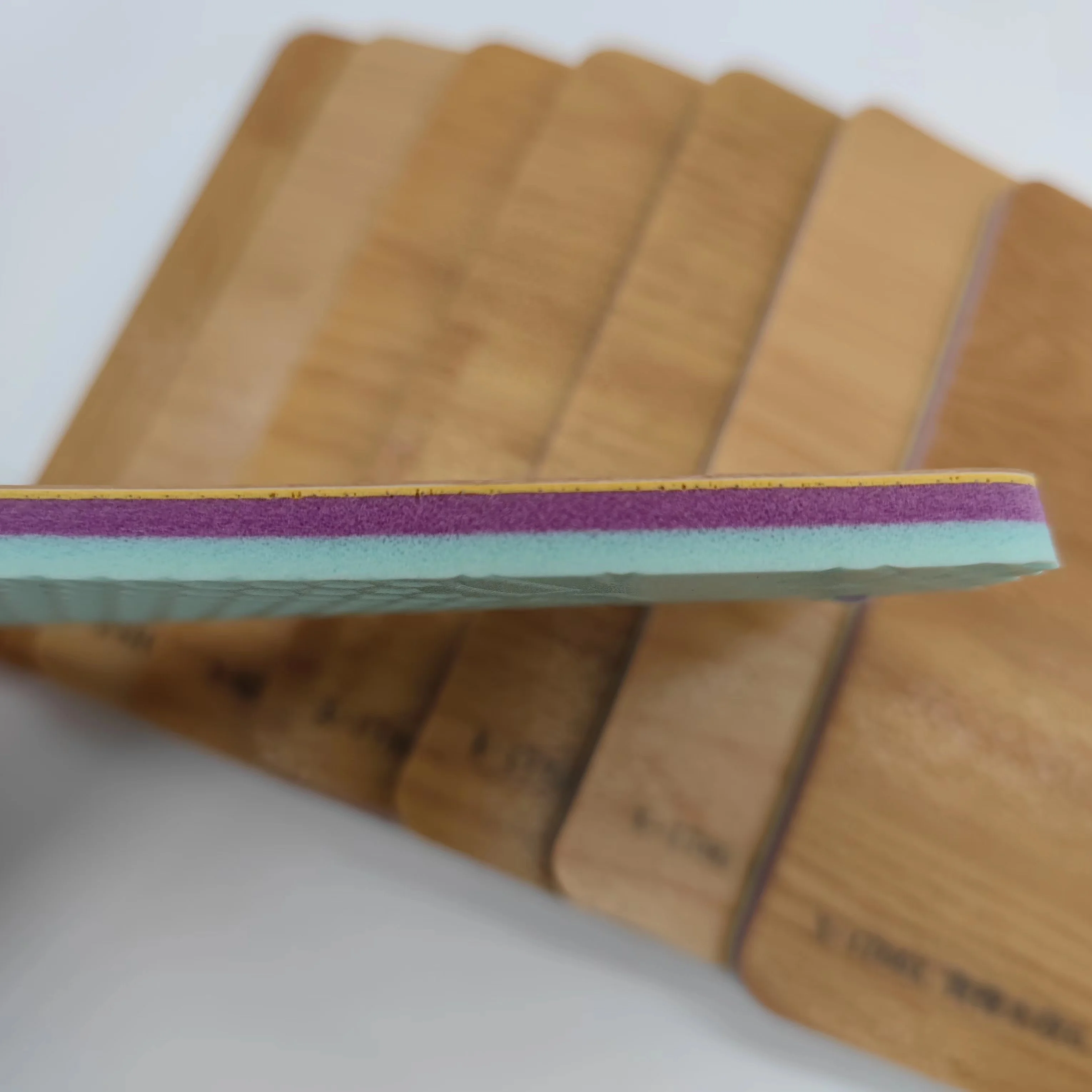 พื้นกีฬา PVC ประหยัดเพื่อความปลอดภัยสําหรับสนามบาสเก็ตบอล