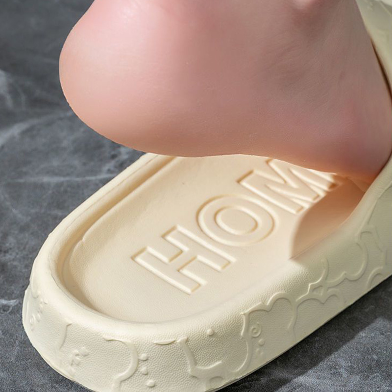 รองเท้าแตะพื้นหนาที่ให้ความรู้สึกเหมือนเหยียบบนอุจจาระของผู้หญิงฤดูร้อนบ้านในร่มห้องน้ำกันลื่นคู่ San