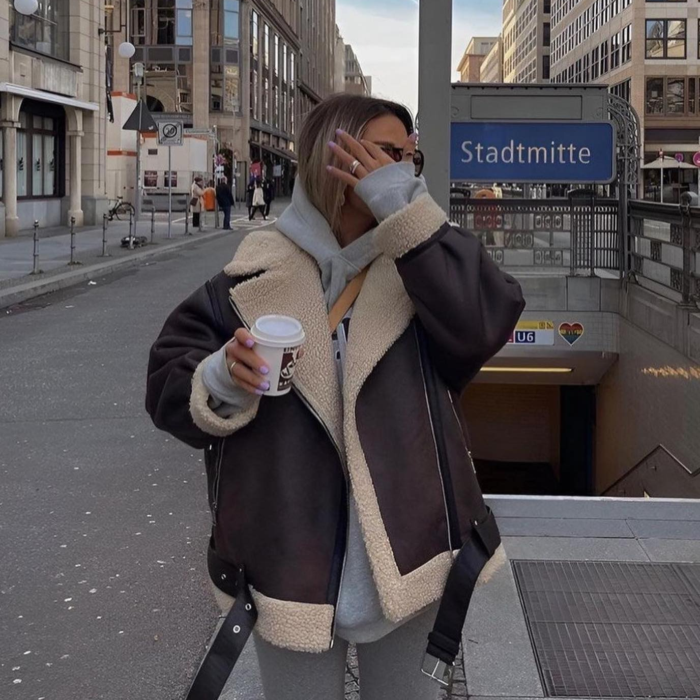 Suninheart Mode Winter Warme Faux Pelz Jacke Frauen Langarm Moto Biker Zipper Jacken Mantel Weibliche Herbst Casual Revers mantel