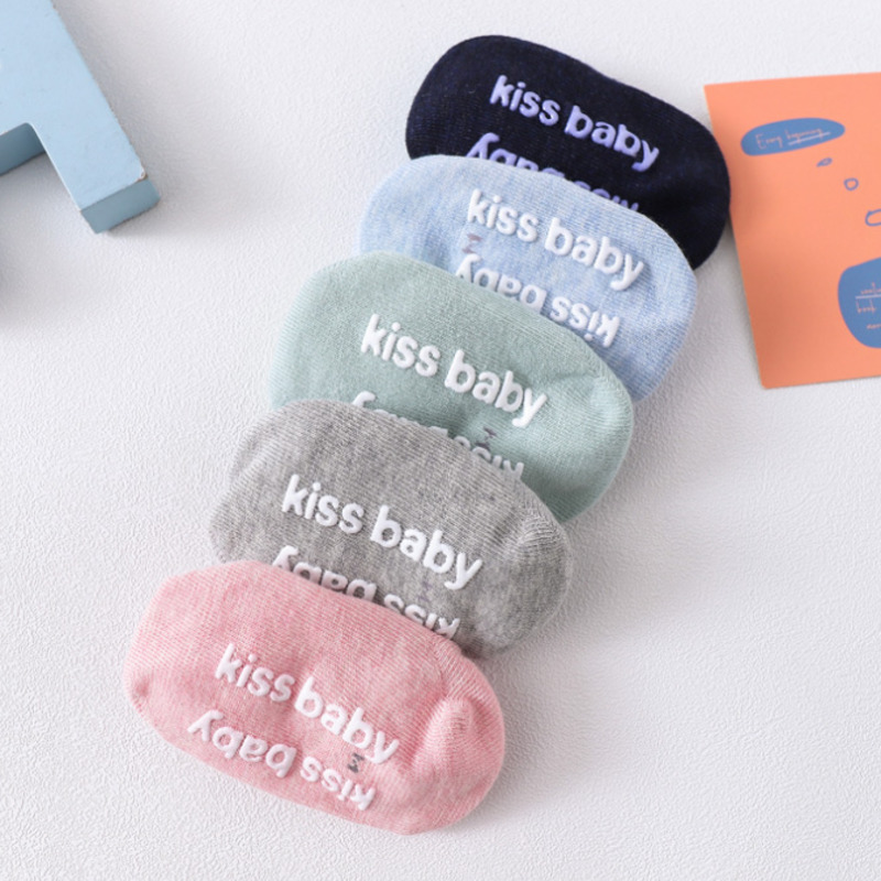 36 色ベビーソックスおもちゃスリッパガールズボーイズ新生児アクセサリーアンチスリップ漫画キッズ幼児ギフト幼児子供服