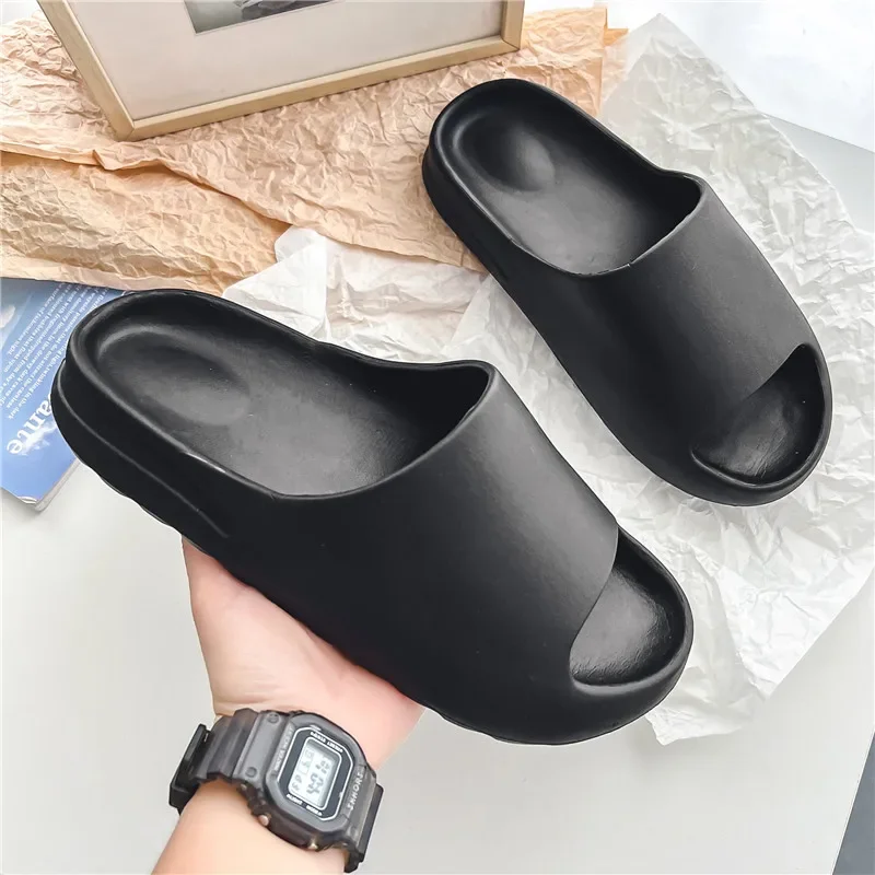 Gran oferta de zapatillas para hombre y mujer, chanclas de EVA a la moda, sandalias de playa para exteriores de verano 2025, zapatos informales para mujer