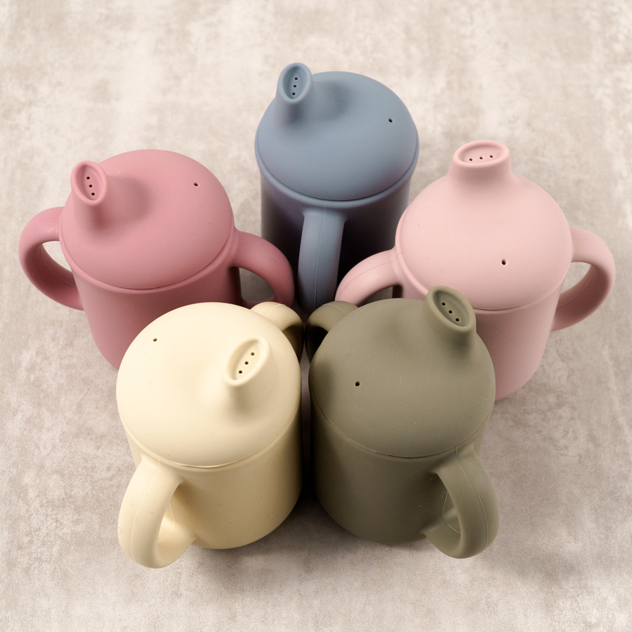 Tazas de silicona de grado alimenticio para alimentación de bebé, taza sin BPA, biberón de aprendizaje para recién nacido, artículos para bebé, Envío Gratis