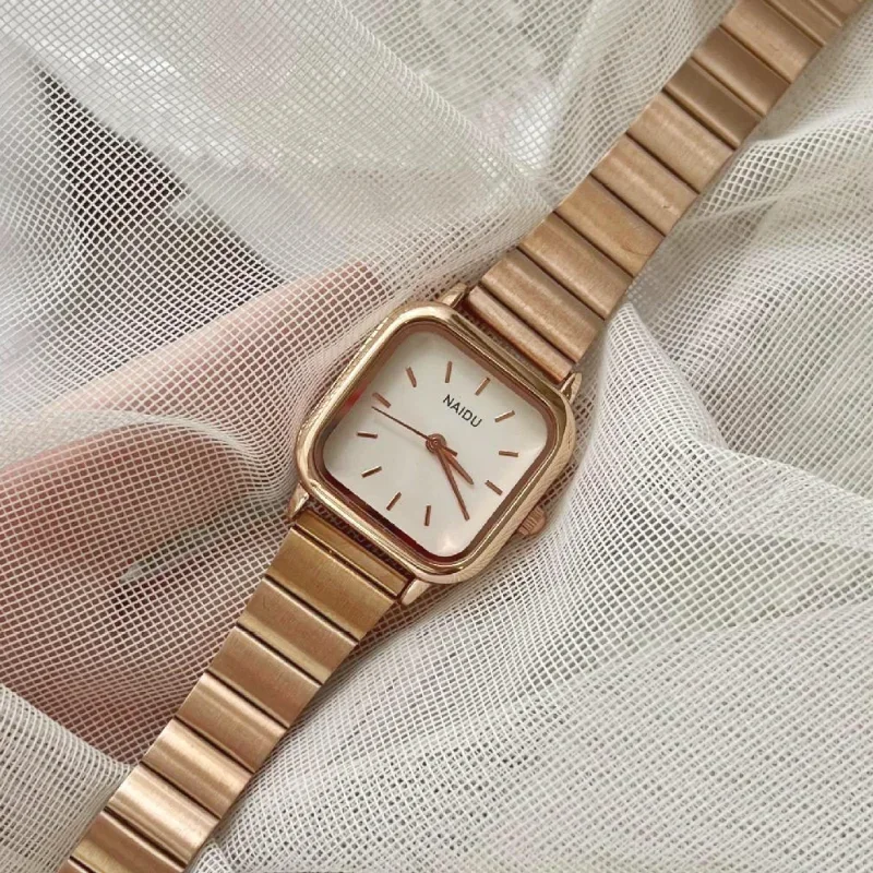 ยี่ห้อผู้หญิงสแตนเลสสตีลควอตซ์นาฬิกา Square Dial Casual แฟชั่นนาฬิกาข้อมือ Reloj Mujer Montre Femme Dropshipping