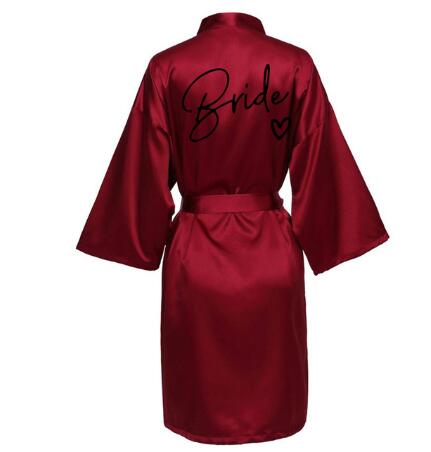 Bata de novia para equipo de fiesta de boda con letras negras, pijama de satén tipo kimono, albornoz de dama de honor SP003