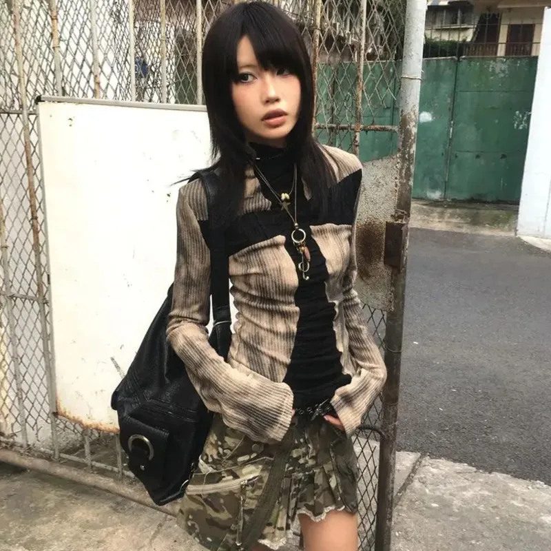 Genayooa ヴィンテージ Tシャツ女性パッチワーク長袖スキニー Tシャツトップスストリート Y2k 美的グランジトップスタイダイ Tシャツトップス 2000s