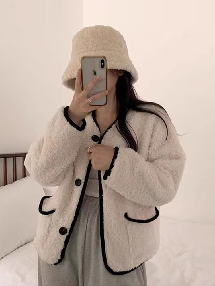 Chic Autumn Winter Retro Soft Sle round Neck Single Button Color Block  Loose Versatile Lamb Fur Jacket Women
