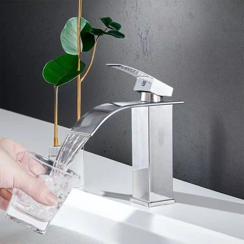 Badezimmer Home Wasserfall Waschbecken Edelstahl Hoher und niedriger Wasserhahn Schwarz Heißes und kaltes Toilettenwaschbecken