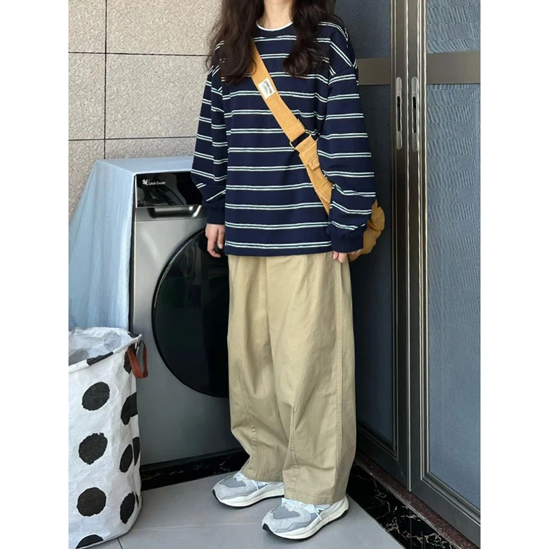シックな韓国スタイルのストライプ長袖ルーズ女性のベースシャツトレンディなインナーウェア秋冬コットン Tシャツラウンドネック