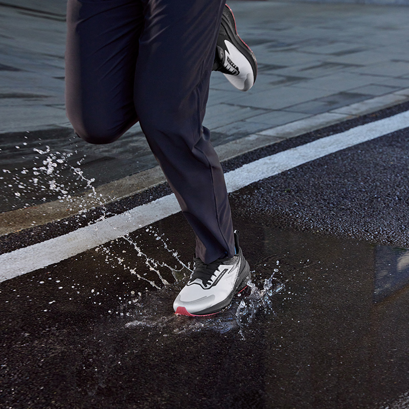 361 degrés Rainblock 7.0 hommes chaussures de course Anti éclaboussures technologie imperméable à la pluie antidérapant amorti rebond hommes baskets 672432239