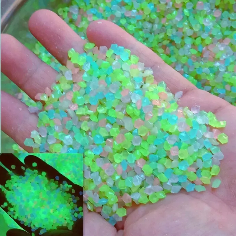 1000 ชิ้น 3-5 มิลลิเมตรทรายเรืองแสงใน Dark Pebbles หินบ้านสวนกลางแจ้งสนามหญ้าตกแต่งถังปลา Aquarium Decor