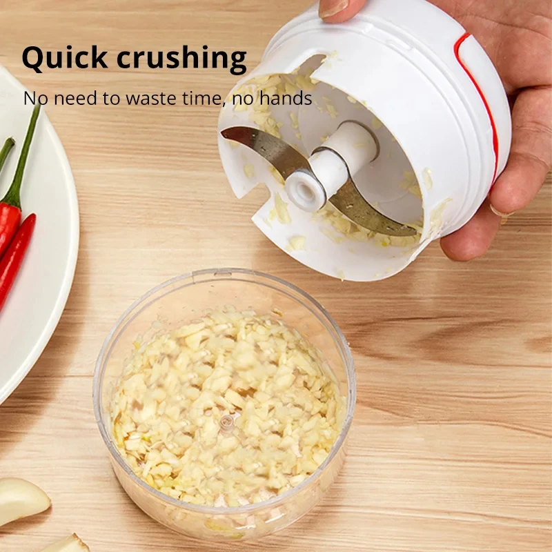 1pc branco mão puxado moedor de alho na cozinha palma multi funcional alimentos moedor de alho máquina trituração extrator de alho