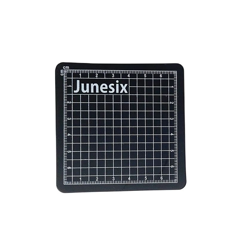 แผ่นรองตัดขนาดเล็ก8ซม. * 8ซม. แผ่นรองตัด PVC เสื่อแผ่นแกะสลักอุปกรณ์เสริมสำหรับงานฝีมือ