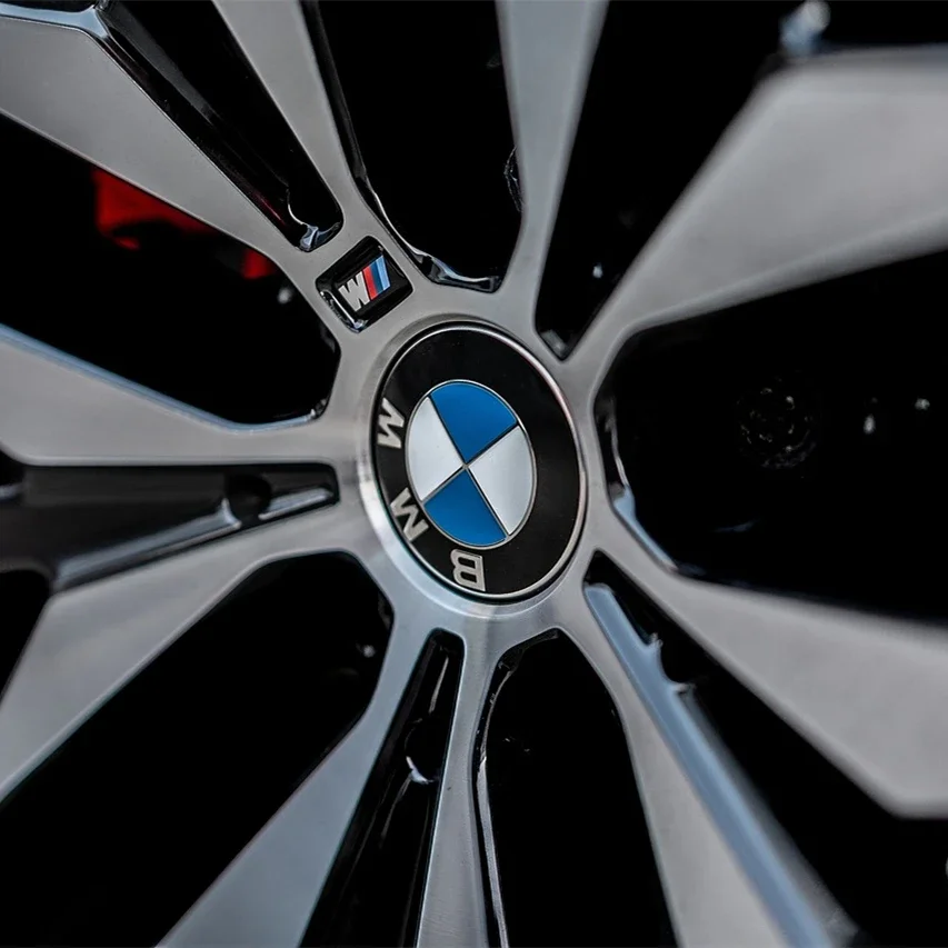 68 mm schwimmende Radnabenkappen für BMW E90 E91 E92 E93 F30 F10 F11 F04 E84 E83 F25 E70 F15 E72 F16 M2 M3 M5 M6 Autozubehör